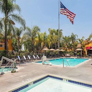 Clementine Hotel & Suites Anaheim